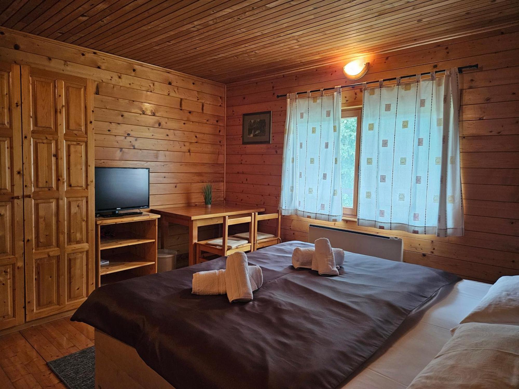 Apartment Mreznicka Kuca Duga Resa Extérieur photo